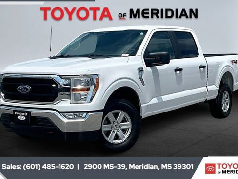 Used 2022 Ford F150 XLT w/ Trailer Tow Package image 10