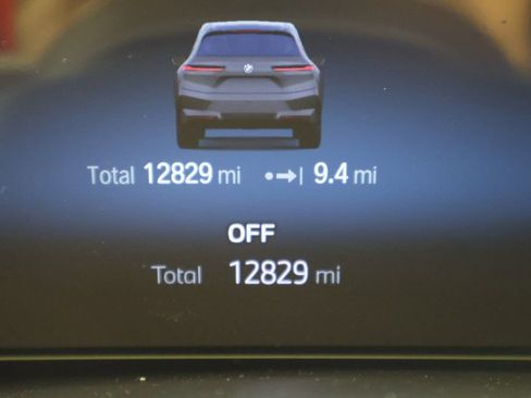 Used 2023 BMW iX M60 w/ Executive Package image 16