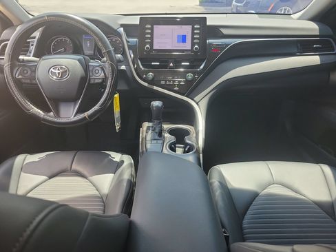Used 2023 Toyota Camry SE FWD image 12