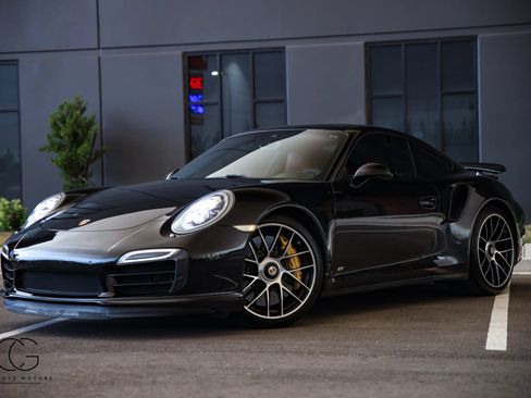 Used 2014 Porsche 911 Turbo S AWD/4WD image 2