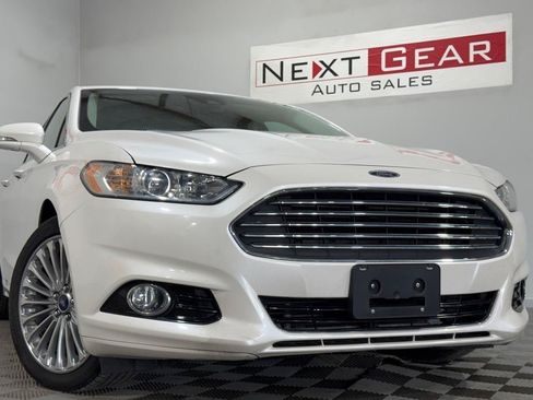 Used 2014 Ford Fusion Titanium FWD image 3