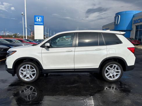 Certified 2025 Honda Passport EX-L image 1