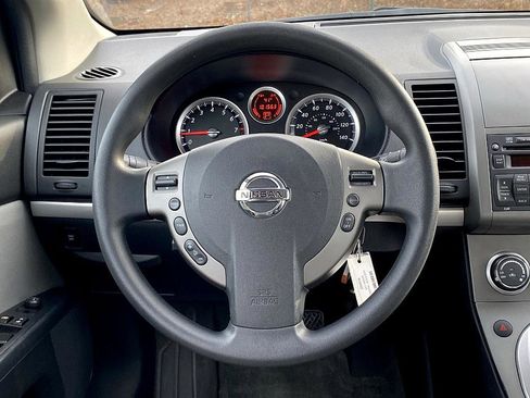 Used 2011 Nissan Sentra 2.0 SR image 13