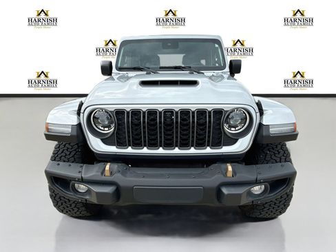 Used 2024 Jeep Wrangler Unlimited Rubicon 392 AWD/4WD image 10