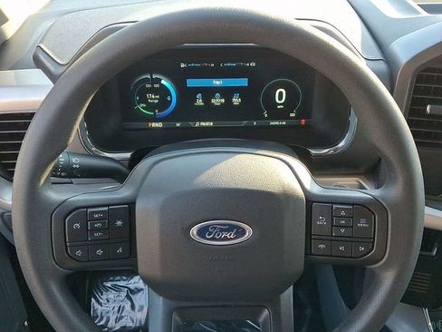 Used 2022 Ford F150 Lightning Pro AWD/4WD image 21