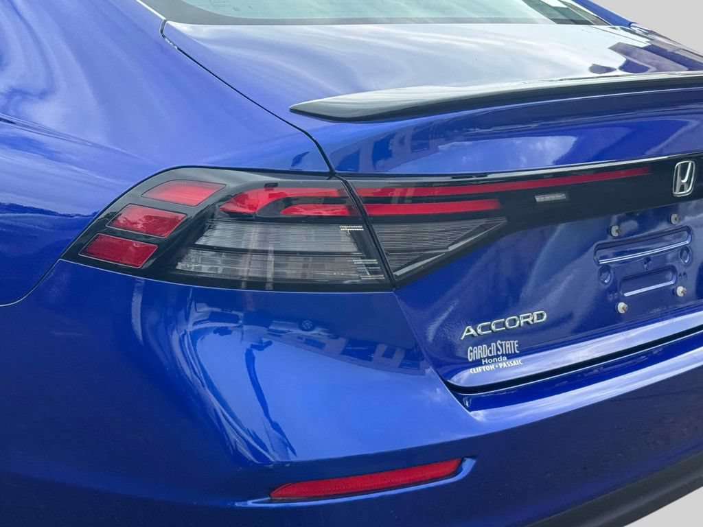 Used 2024 Honda Accord Sport image 8