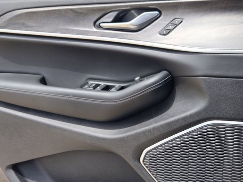 New 2026 Jeep Grand Cherokee L Limited RWD image 29