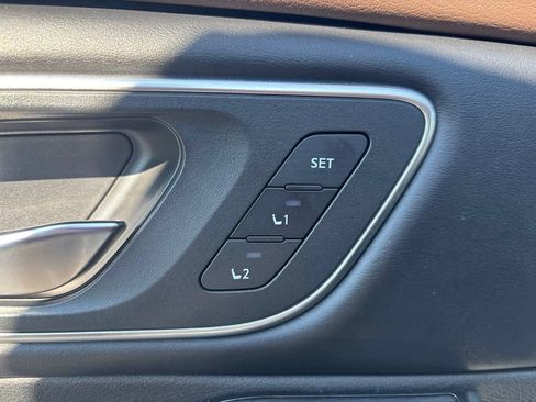 Certified 2023 Nissan Rogue Platinum w/ Platinum Premium Package AWD/4WD image 19