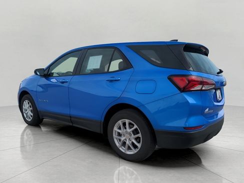 Used 2024 Chevrolet Equinox LS FWD image 31