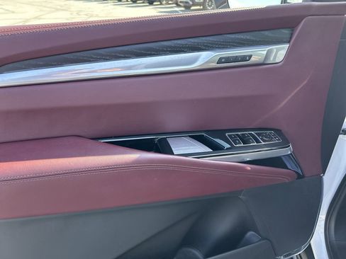 Used 2025 Cadillac Escalade Premium Luxury w/ Touring Package AWD/4WD image 20