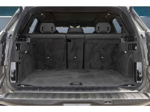 Used 2022 BMW X5 M w/ Competition Package 2 image 9