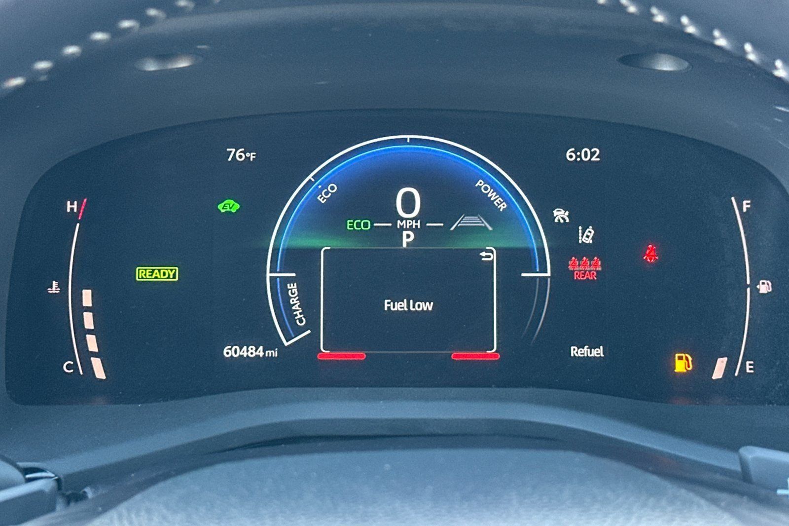 Used 2025 Toyota Camry SE w/ Convenience Package FWD image 22