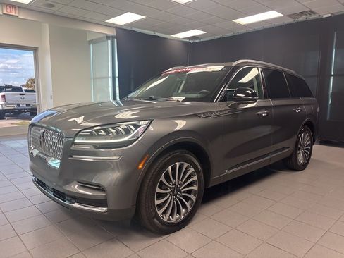 Used 2023 Lincoln Aviator Reserve image 8