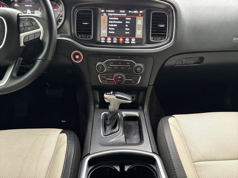 Used 2018 Dodge Charger GT image 12
