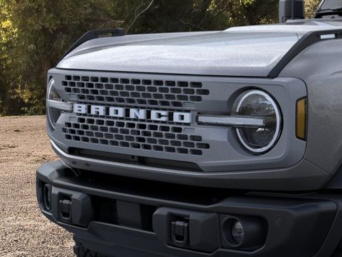 New 2026 Ford Bronco Badlands w/ Sasquatch Package AWD/4WD image 19