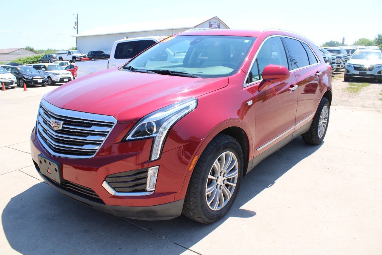 Used 2019 Cadillac XT5 Luxury AWD/4WD image 2