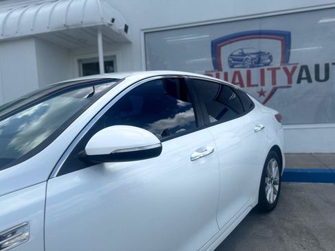 Used 2018 Kia Optima LX w/ Convenience Package FWD image 7