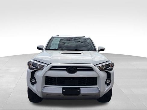 Used 2023 Toyota 4Runner TRD Off-Road Premium w/ Off Road Premium Plus Package AWD/4WD image 2