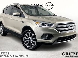 Used 2018 Ford Escape Titanium video 1