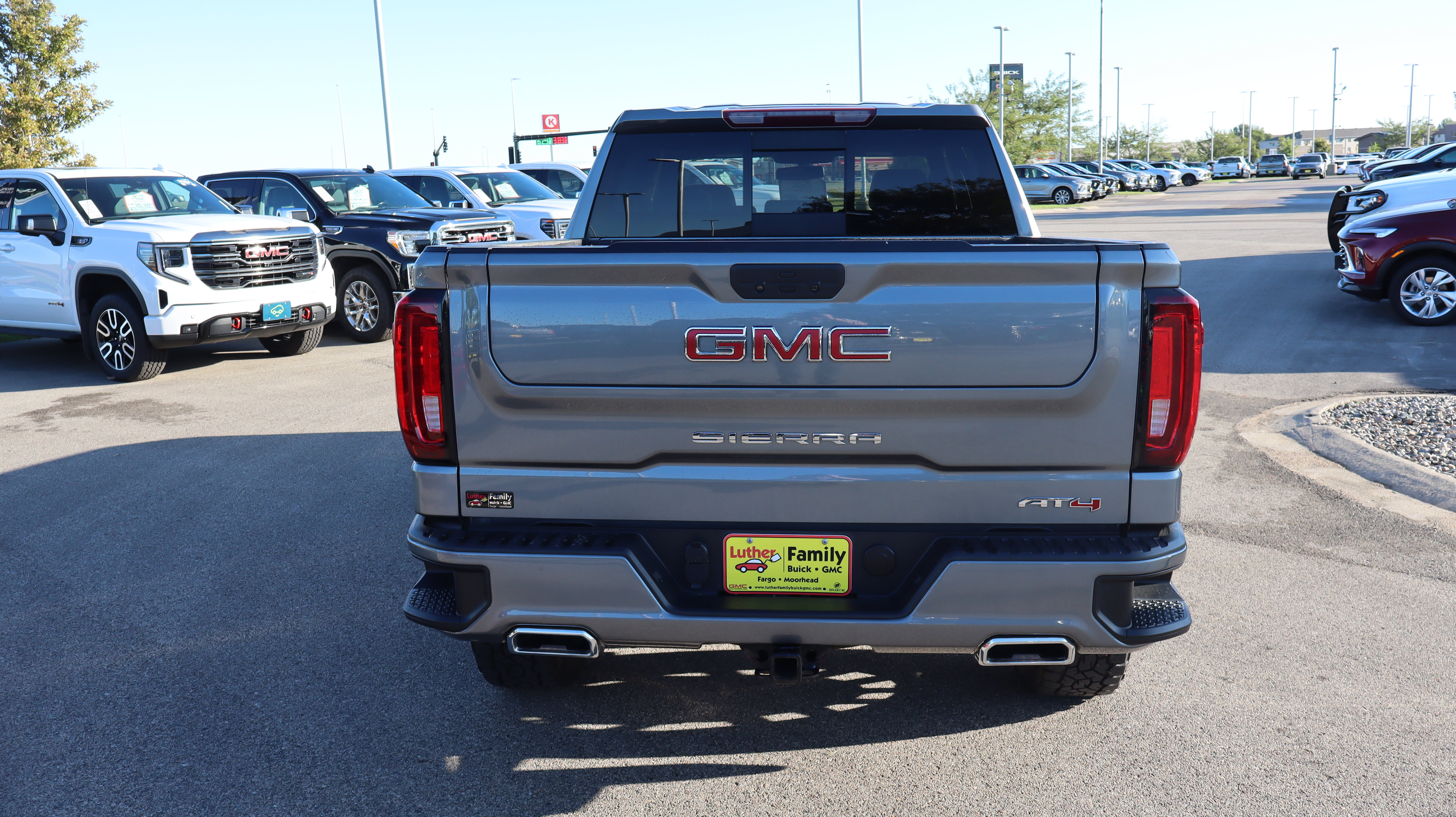 Used 2021 GMC Sierra 1500 AT4 w/ AT4 Preferred Package AWD/4WD image 6