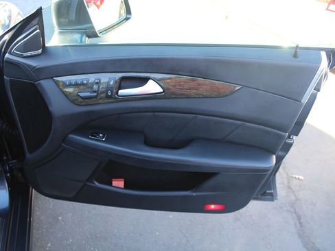 Used 2013 Mercedes-Benz CLS 550 image 20