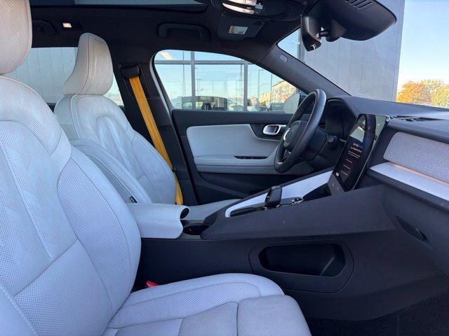 Used 2023 Polestar Polestar 2 w/ Pilot Pack AWD/4WD image 11