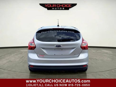 Used 2014 Ford Focus SE FWD image 4