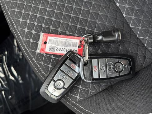 Used 2023 Ford Escape Active AWD/4WD image 17