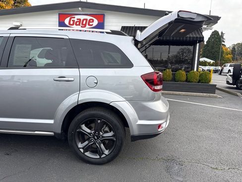 Used 2020 Dodge Journey Crossroad image 7