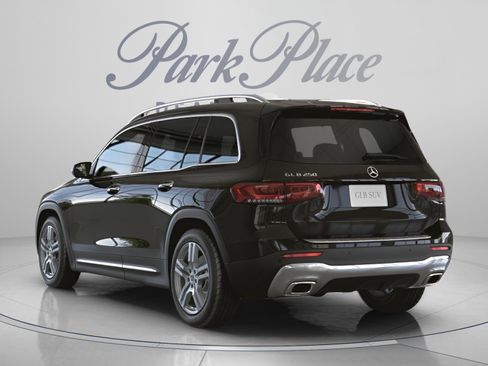 Certified 2020 Mercedes-Benz GLB 250 image 14