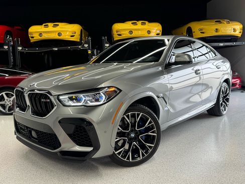 Used 2021 BMW X6 M w/ Executive Package AWD/4WD image 2