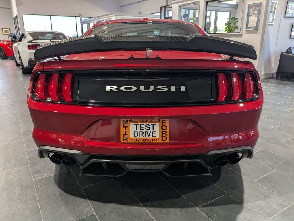 Used 2020 Ford Mustang GT Premium w/ GT Performance Package RWD image 5
