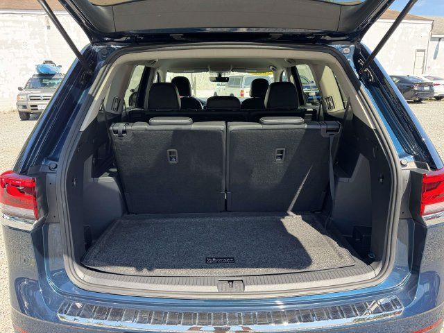 Used 2022 Volkswagen Atlas SE w/ Black Wheel Package AWD/4WD image 13