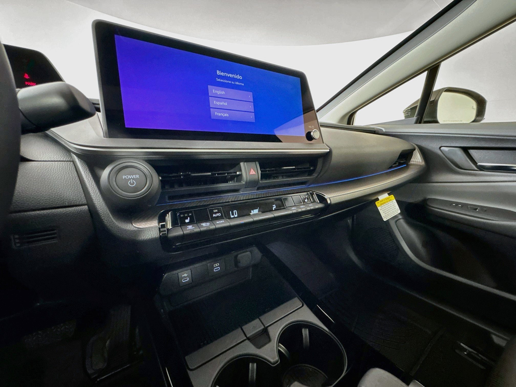 Certified 2025 Toyota Prius XLE AWD/4WD image 17