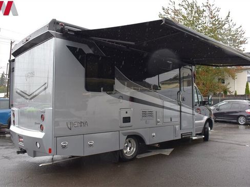 Used 2019 Mercedes-Benz Sprinter 170 image 8