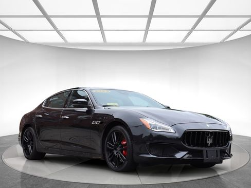 Used 2023 Maserati Quattroporte Modena Q4 AWD/4WD image 3