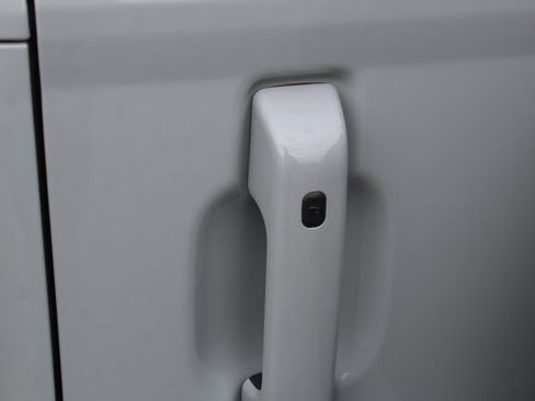 Used 2022 Ford Bronco Outer Banks image 6