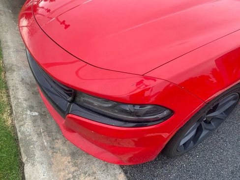 Used 2020 Dodge Charger SXT w/ Blacktop Package RWD image 3