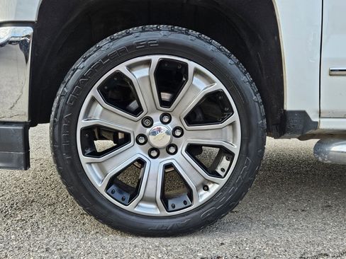 Used 2017 Chevrolet Silverado 1500 LTZ w/ LTZ Plus Package image 11