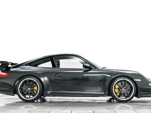 Used 2007 Porsche 911 GT3 RWD image 43