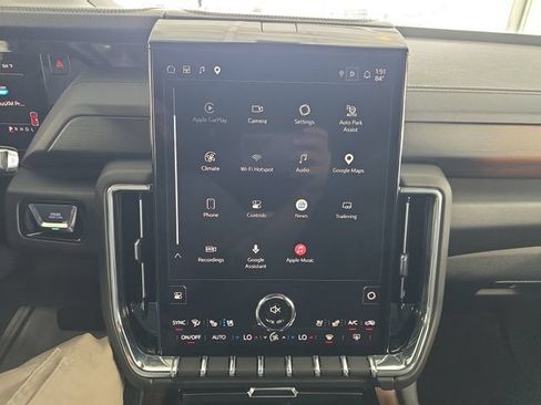 Certified 2025 GMC Yukon Denali AWD/4WD image 15