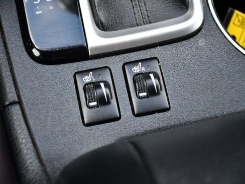 Used 2018 Toyota Highlander XLE AWD/4WD image 29
