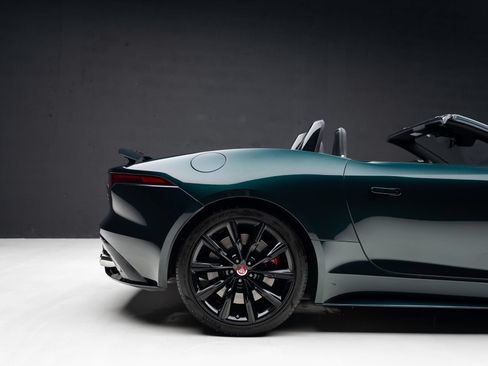 Used 2021 Jaguar F-TYPE R AWD/4WD image 42