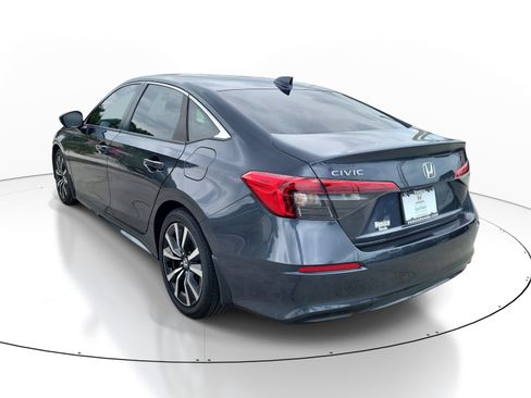 Used 2024 Honda Civic EX image 4