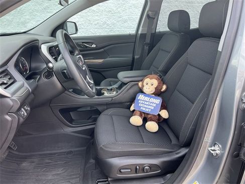 Used 2023 GMC Acadia SLE w/ Driver Convenience Package image 18