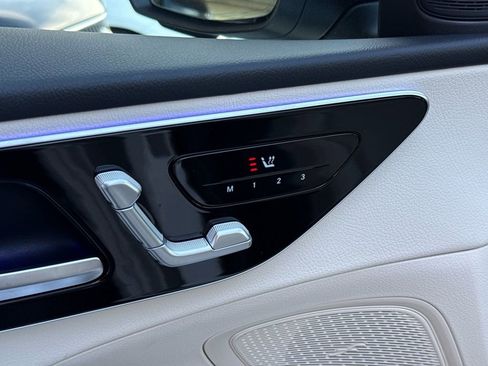 Used 2026 Mercedes-Benz C 300 Sedan image 4