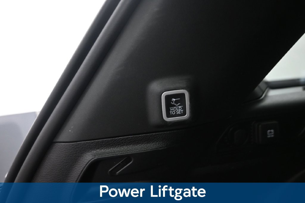 Used 2023 Jeep Grand Cherokee Altitude AWD/4WD image 13
