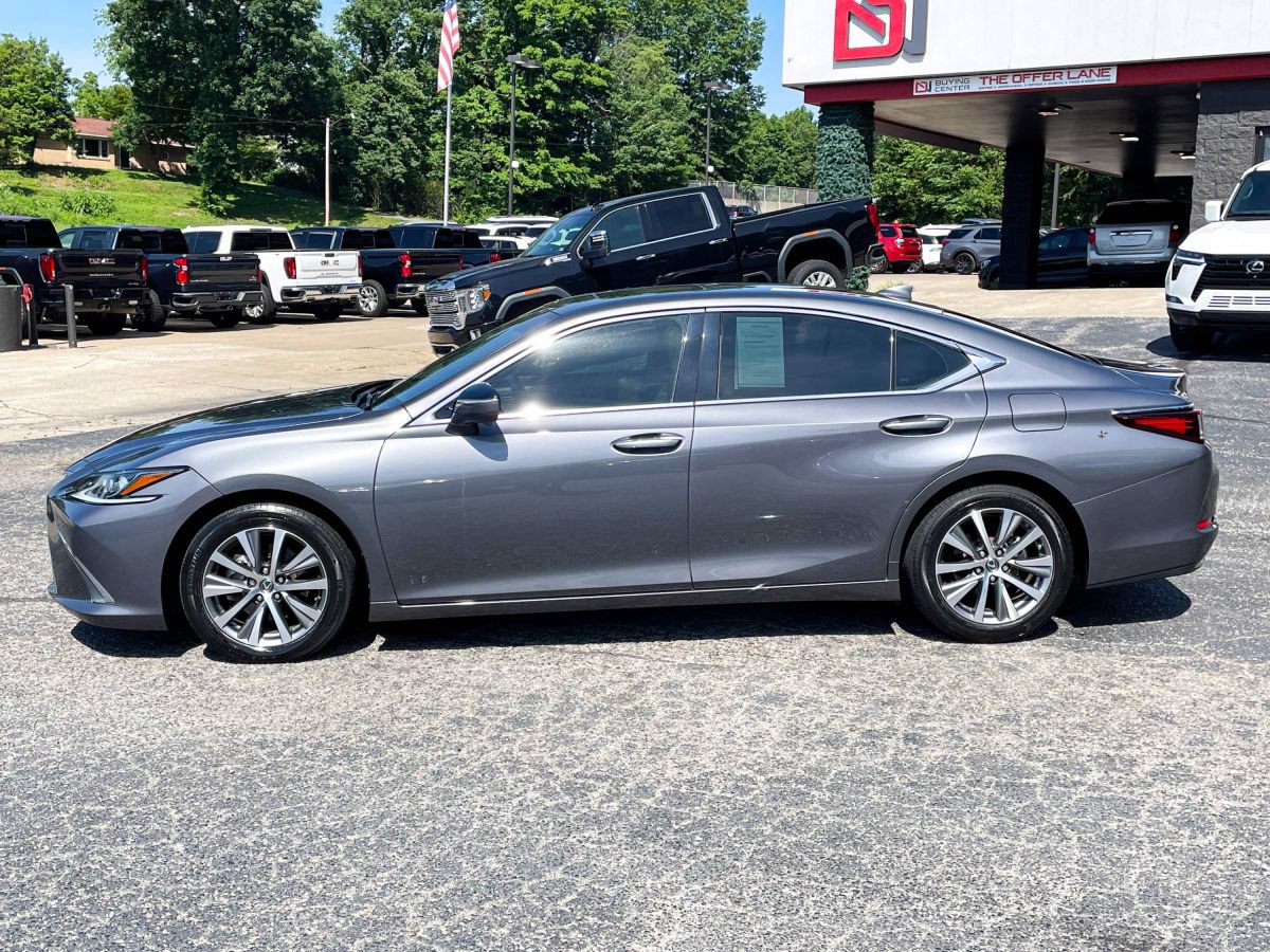 Used 2020 Lexus ES 350 w/ Premium Package FWD image 3