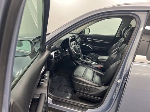 Used 2022 Kia Telluride S image 12