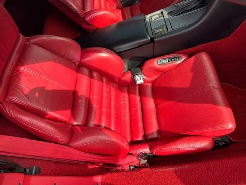 Used 1991 Chevrolet Corvette Convertible image 19